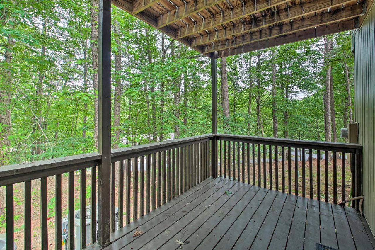 Hot Springs Village Retreat With Deck 3 Mi To Golf! エクステリア 写真